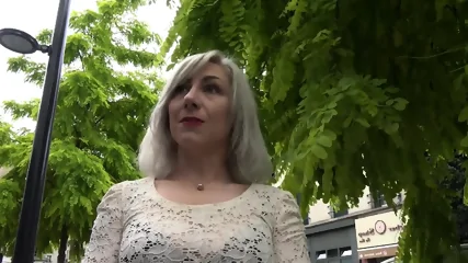 Why Does Stepmom Let Own Son Do This To Her Mouth? - Video Porno Gratuite HD | Charmeuse X