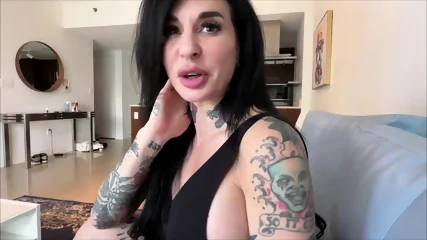 Joanna Angel - My Horny Stepmom - Video Porno Gratuite HD | Charmeuse X