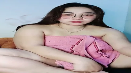 meatyu milf soft body whites kimk quite big tasty not toot horny but must be delicious if she full hoorny hot so much - Video Porno Gratuite HD | Charmeuse X