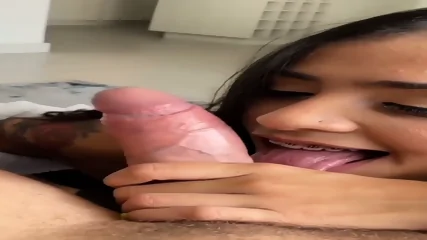 Hot Girl Pov Blowjob - Video Porno Gratuite HD | Charmeuse X