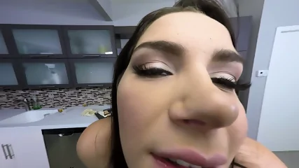 Treat From VALLE NAP! - Video Porno Gratuite HD | Charmeuse X