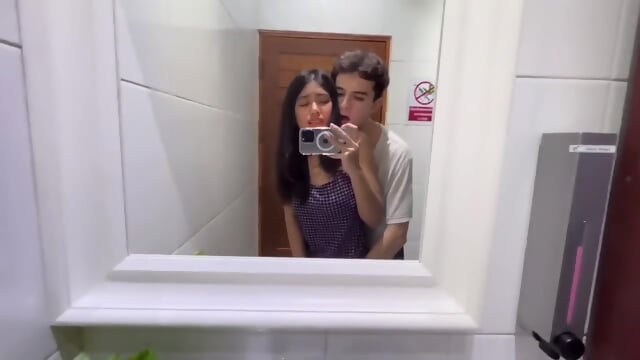 Real Brother Sister Home Toilet Sex Mms - Videos Film X Pov Gratuites HD | Jeux de Rue