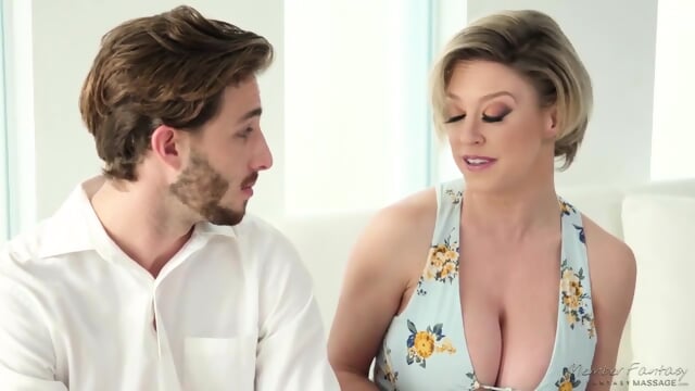Friendly sex with stepsister, SO MUCH CUM