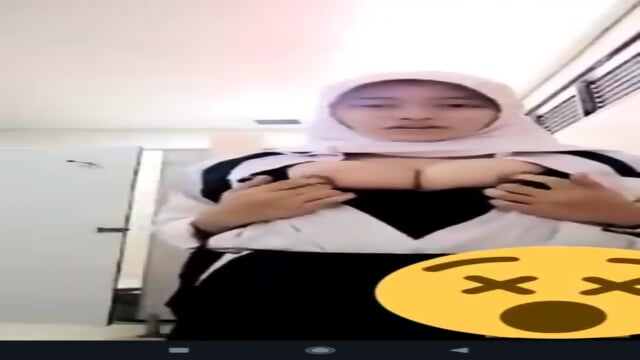 Nyaris ketahuan - Videos Film X Massage Gratuite Gratuites HD | Jeux de Rue