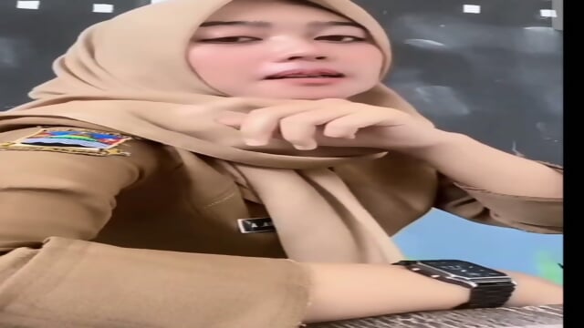 Hijab Viral baru colmek - Massage Porno en HD | Jeux de Rue