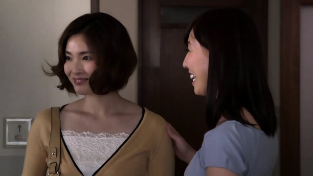 Secret Lesbian Wives - Gros Seins - Videos en HD | Jeux de Rue